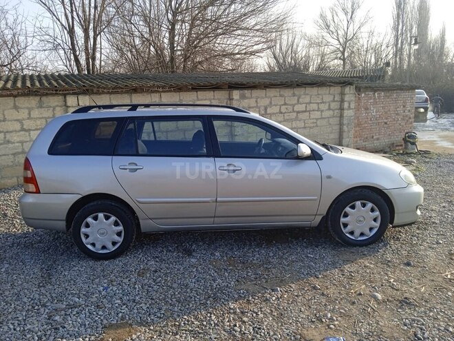 Toyota Corolla 2005, 364,000 km - 1.4 л - Beyləqan