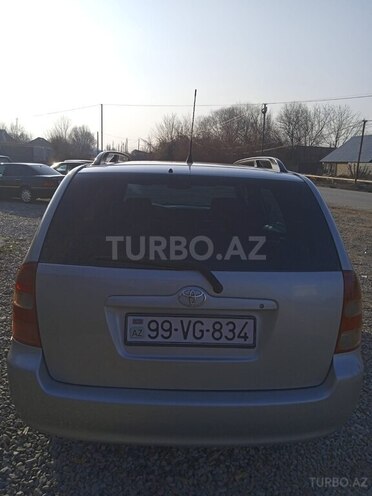 Toyota Corolla 2005, 364,000 km - 1.4 л - Beyləqan