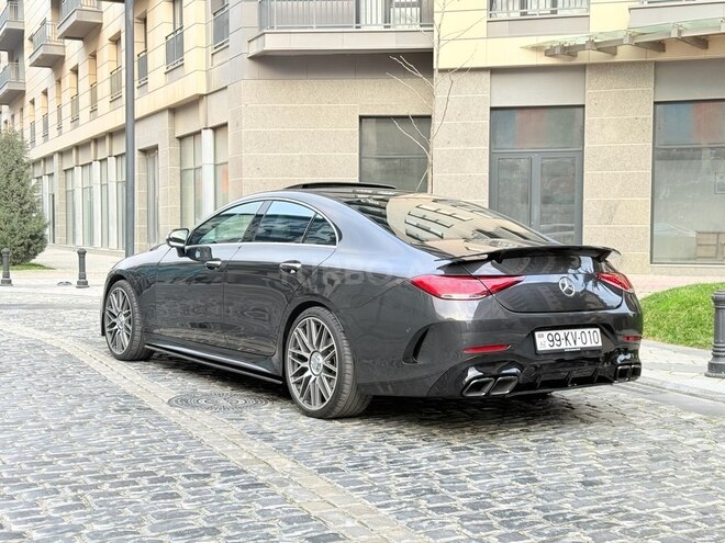 Mercedes CLS 300-2