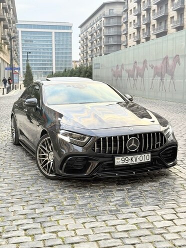 Mercedes CLS 300-1