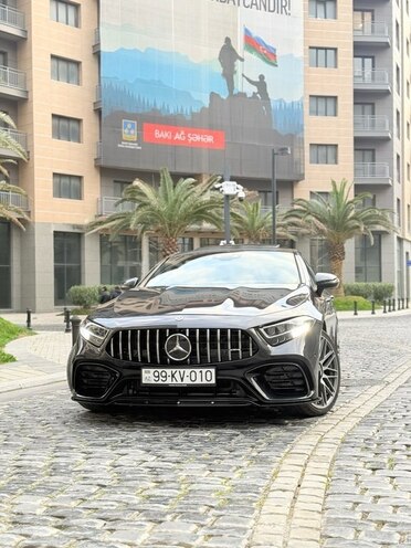 Mercedes CLS 300-3