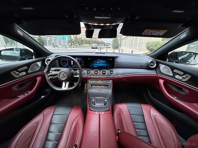 Mercedes CLS 300-9