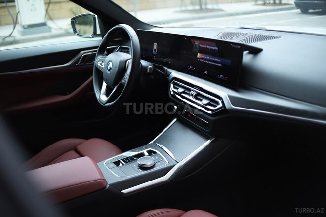 BMW i4-12