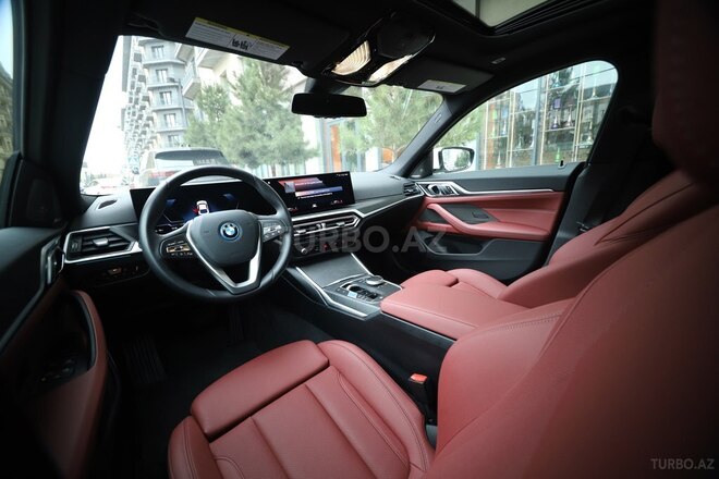 BMW i4-13