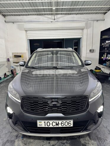 Kia Sorento-1