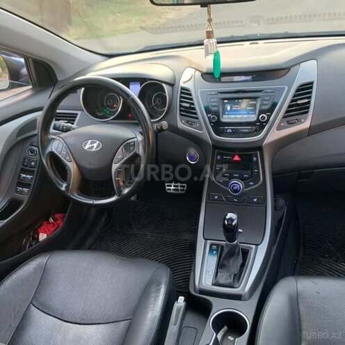 Hyundai Elantra 2014, 105,000 km - 1.8 l - Xudat
