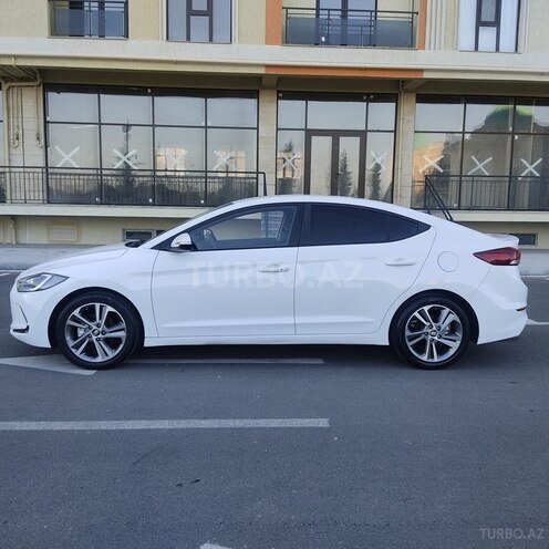 Hyundai Avante-18