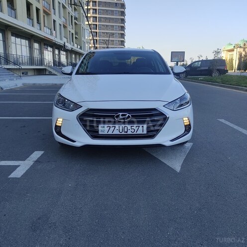 Hyundai Avante-1