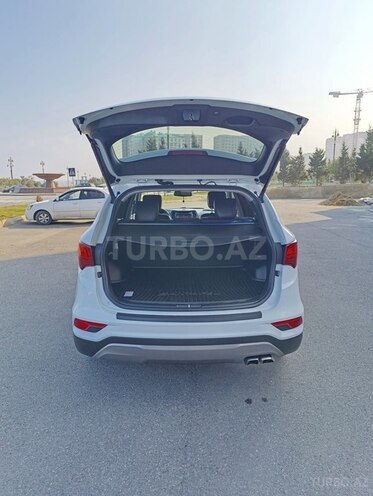 Hyundai Santa Fe-11