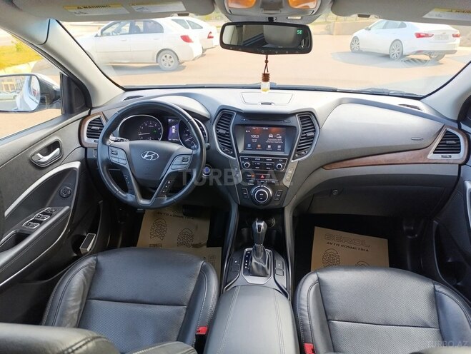 Hyundai Santa Fe-3