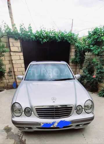 Mercedes E 320 2001, 321,000 km - 3.2 l - Bakı