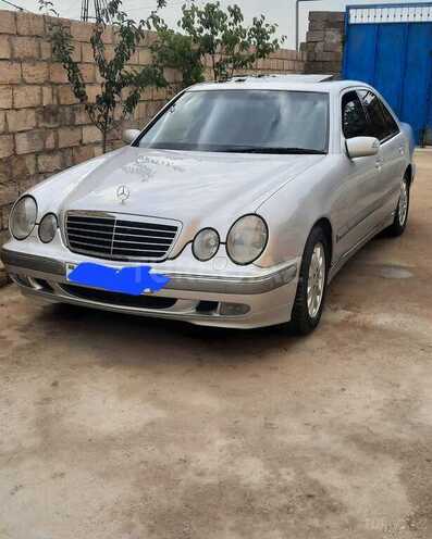 Mercedes E 320 2001, 321,000 km - 3.2 l - Bakı