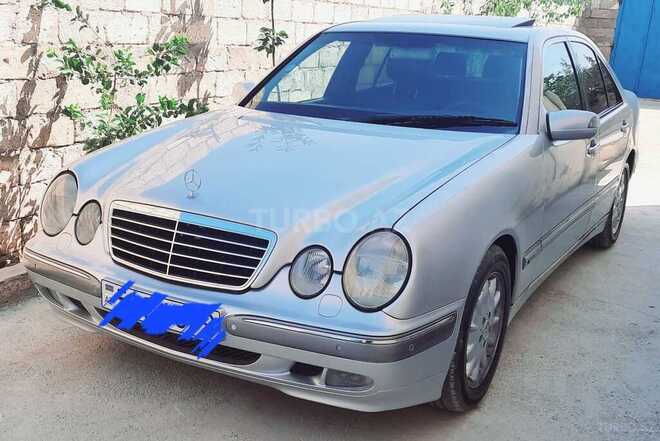 Mercedes E 320 2001, 321,000 km - 3.2 l - Bakı