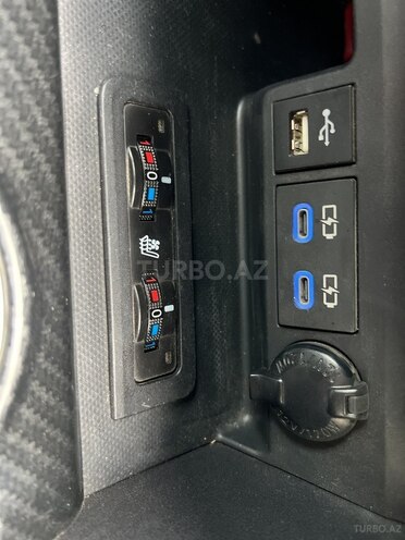 Toyota Highlander-14