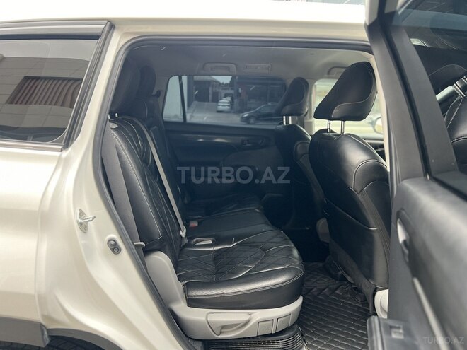 Toyota Highlander-10