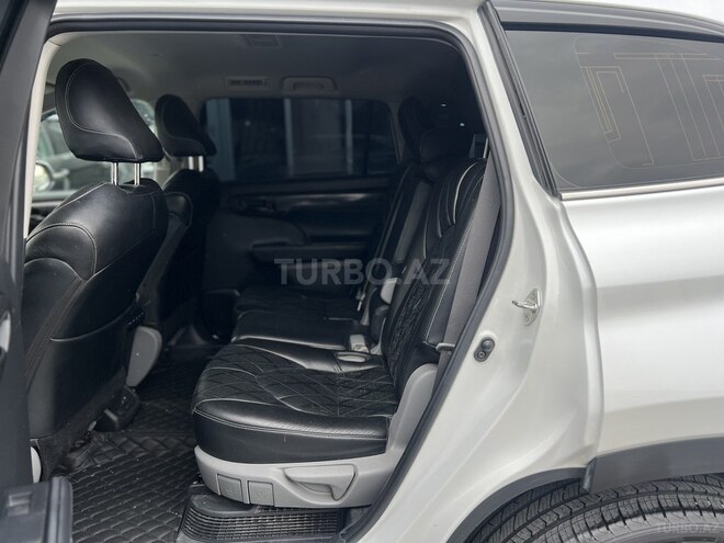 Toyota Highlander-7