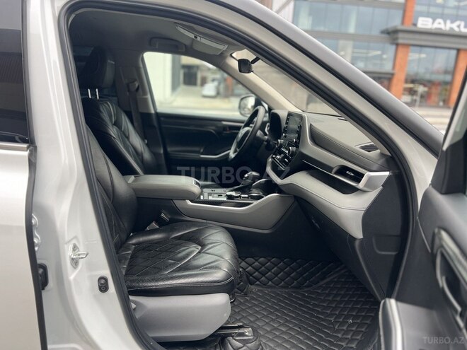 Toyota Highlander-8