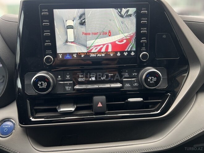 Toyota Highlander-12