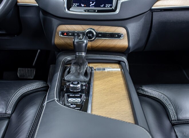 Volvo XC90 2019, 68,320 km - 2.0 l - Bakı