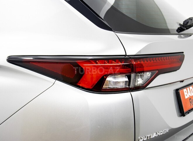 Mitsubishi Outlander 2024, 0 km - 2.5 l - Bakı