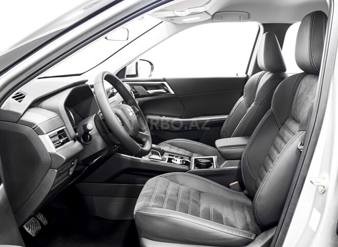 Mitsubishi Outlander 2024, 0 km - 2.5 l - Bakı