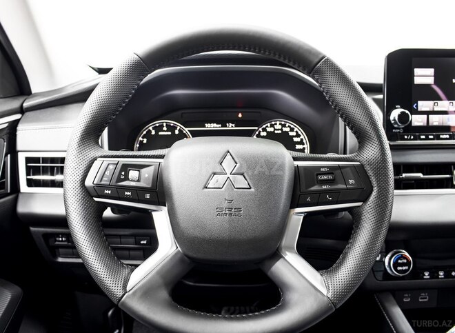 Mitsubishi Outlander 2024, 0 km - 2.5 l - Bakı