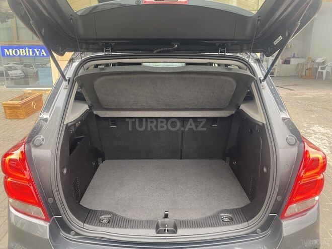 Chevrolet Trax-14