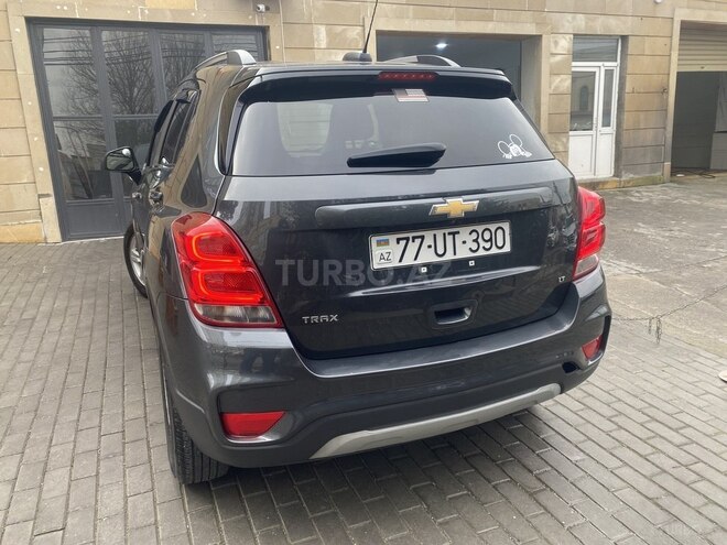 Chevrolet Trax-3