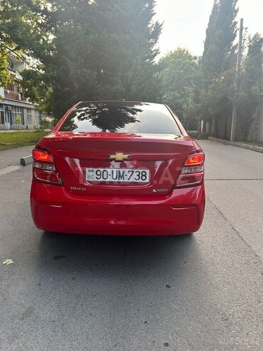 Chevrolet Aveo-12