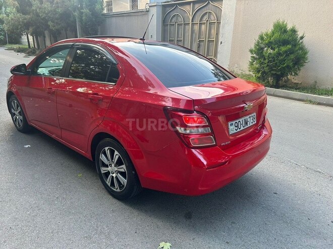 Chevrolet Aveo-10