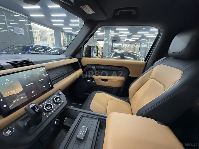 Land Rover Defender 2023, 3,000 km - 3.0 л - Bakı