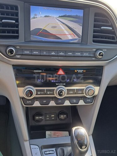 Hyundai Elantra 2019, 140,174 km - 2.0 л - Bakı