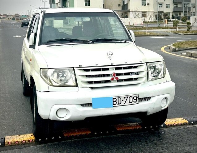 Mitsubishi Pajero io 2000, 380,000 km - 2.0 л - Bakı