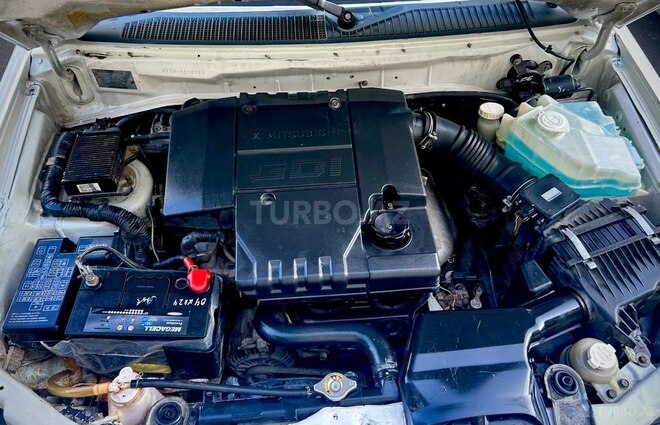 Mitsubishi Pajero io 2000, 380,000 km - 2.0 л - Bakı