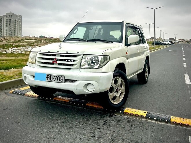 Mitsubishi Pajero io 2000, 380,000 km - 2.0 л - Bakı