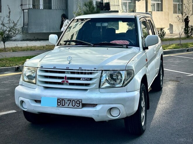 Mitsubishi Pajero io 2000, 380,000 km - 2.0 л - Bakı