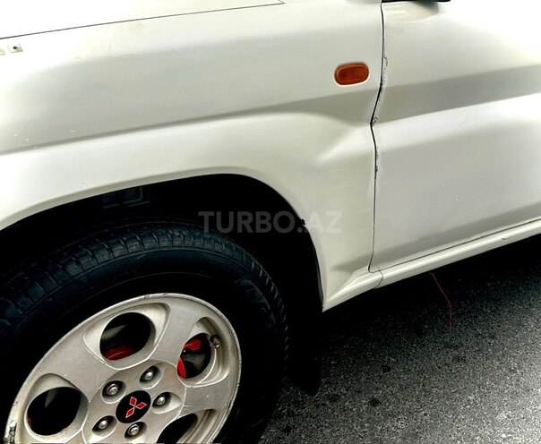 Mitsubishi Pajero io 2000, 380,000 km - 2.0 л - Bakı