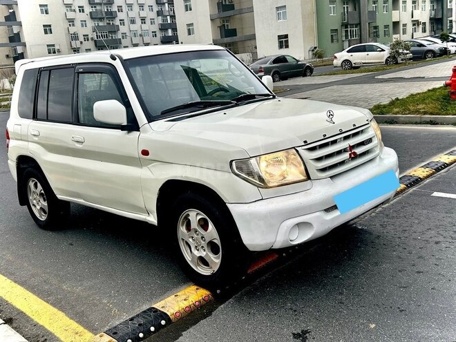 Mitsubishi Pajero io 2000, 380,000 km - 2.0 л - Bakı