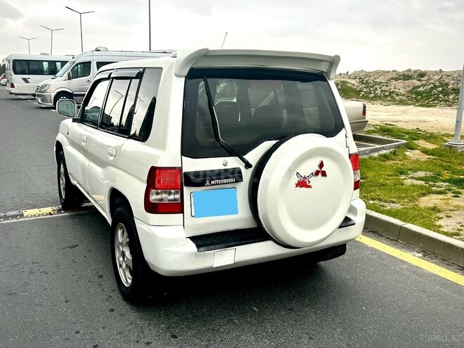 Mitsubishi Pajero io 2000, 380,000 km - 2.0 л - Bakı