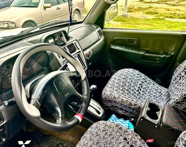 Mitsubishi Pajero io 2000, 380,000 km - 2.0 л - Bakı