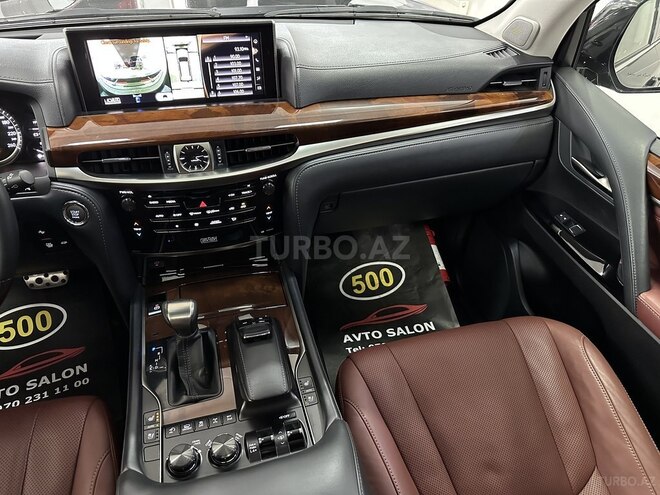 Lexus LX 570-14