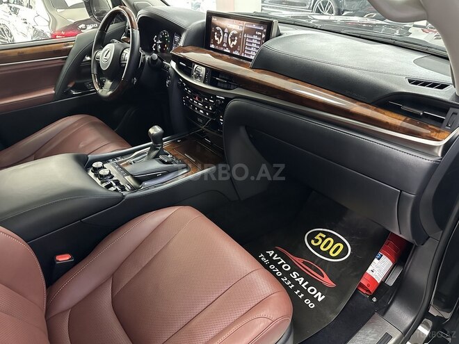 Lexus LX 570-11