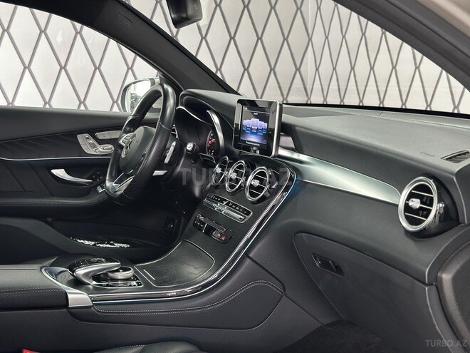 Mercedes GLC 250 4MATIC Coupe 2018, 47,000 km - 2.0 л - Bakı