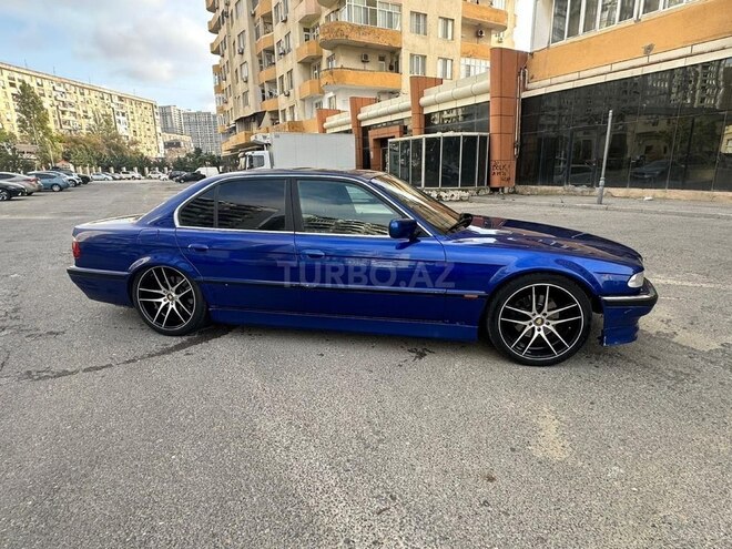 BMW 740 1998, 285,210 km - 4.4 l - Bakı