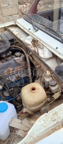 LADA (VAZ) 2107 2000, 99,456 km - 1.6 l - Salyan
