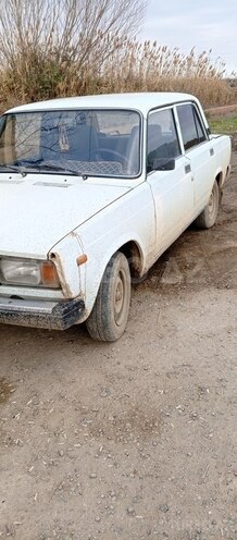 LADA (VAZ) 2107 2000, 99,456 km - 1.6 l - Salyan