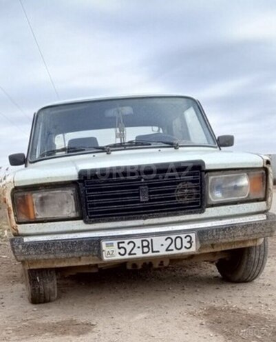 LADA (VAZ) 2107 2000, 99,456 km - 1.6 l - Salyan