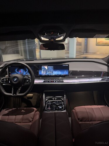 BMW 750e xDrive 2024, 0 km - 3.0 л - Bakı