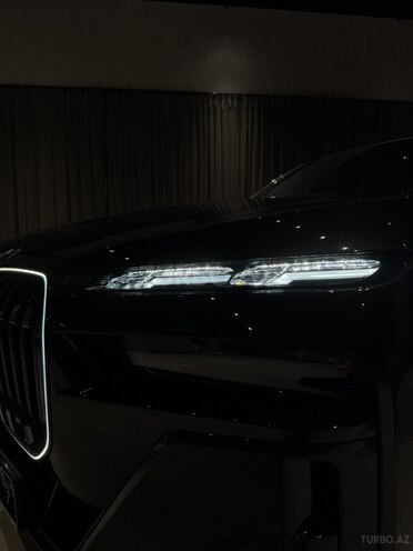 BMW 750e xDrive 2024, 0 km - 3.0 л - Bakı