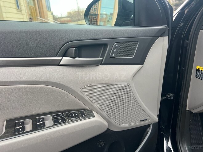 Hyundai Elantra 2017, 110,000 km - 2.0 l - Bakı